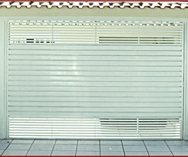 FV005 - Lambri de aço galvanizado horizontal e ventilação em cima e baixo em Tubo horizontal