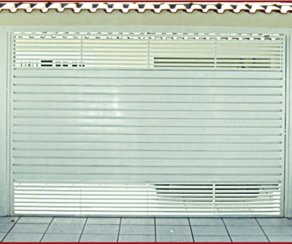 FV005 - Lambri de aço galvanizado horizontal e ventilação em cima e baixo em Tubo horizontal